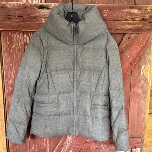 Ann Taylor heather gray goose down puffer zipper jacket. Shawl collar NWT. Large